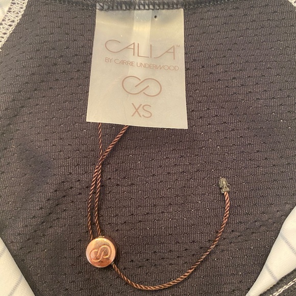 Calia Caviar/Pure White Long Sleeved Rashguard Top - Picture 9 of 14